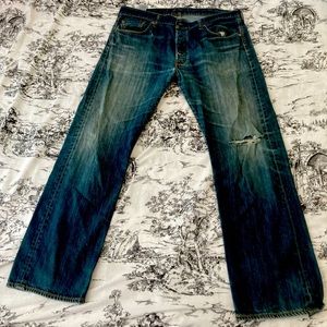 Levi’s 501 jeans